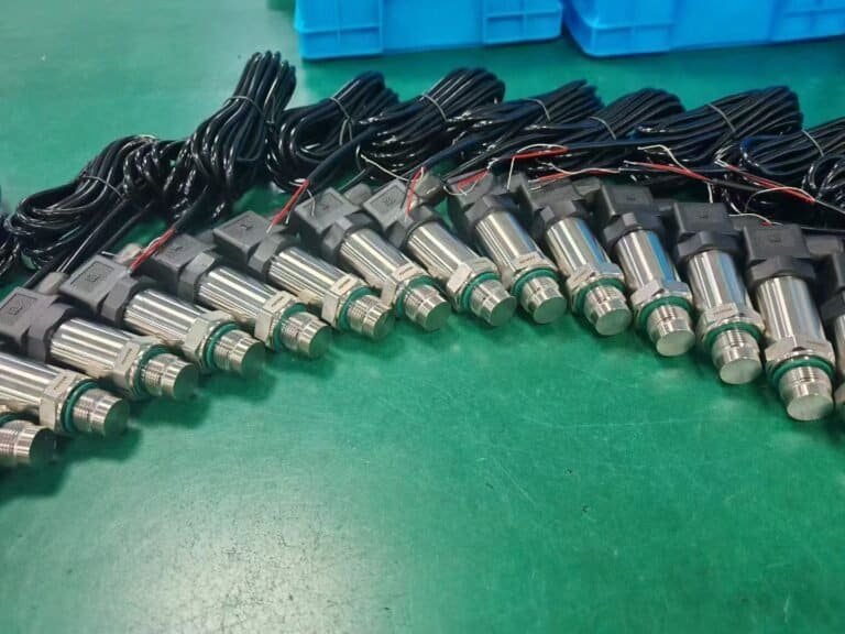 Pressure Sensor vs Transducer vs Transmitter