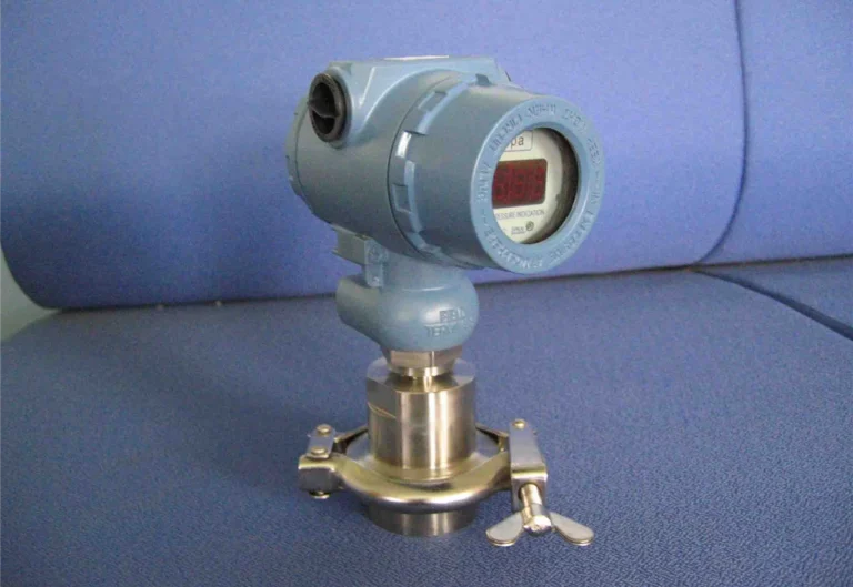 How to Select a Sanitary Pressure Transmitter for CIP/SIP Lines